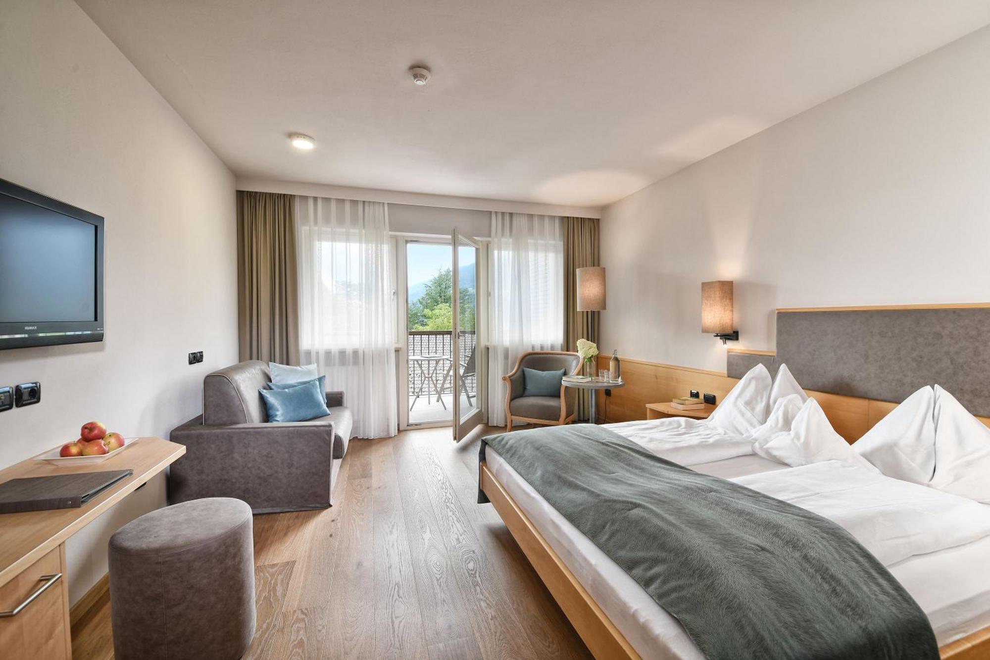 Hotel Das Stachelburg ปาร์ชีเนส ภายนอก รูปภาพ