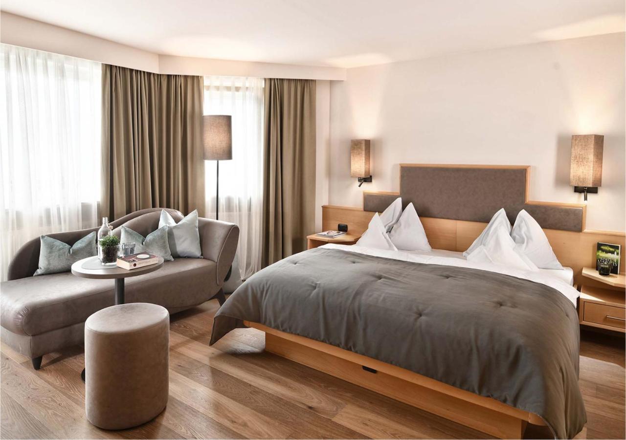 Hotel Das Stachelburg ปาร์ชีเนส ภายนอก รูปภาพ
